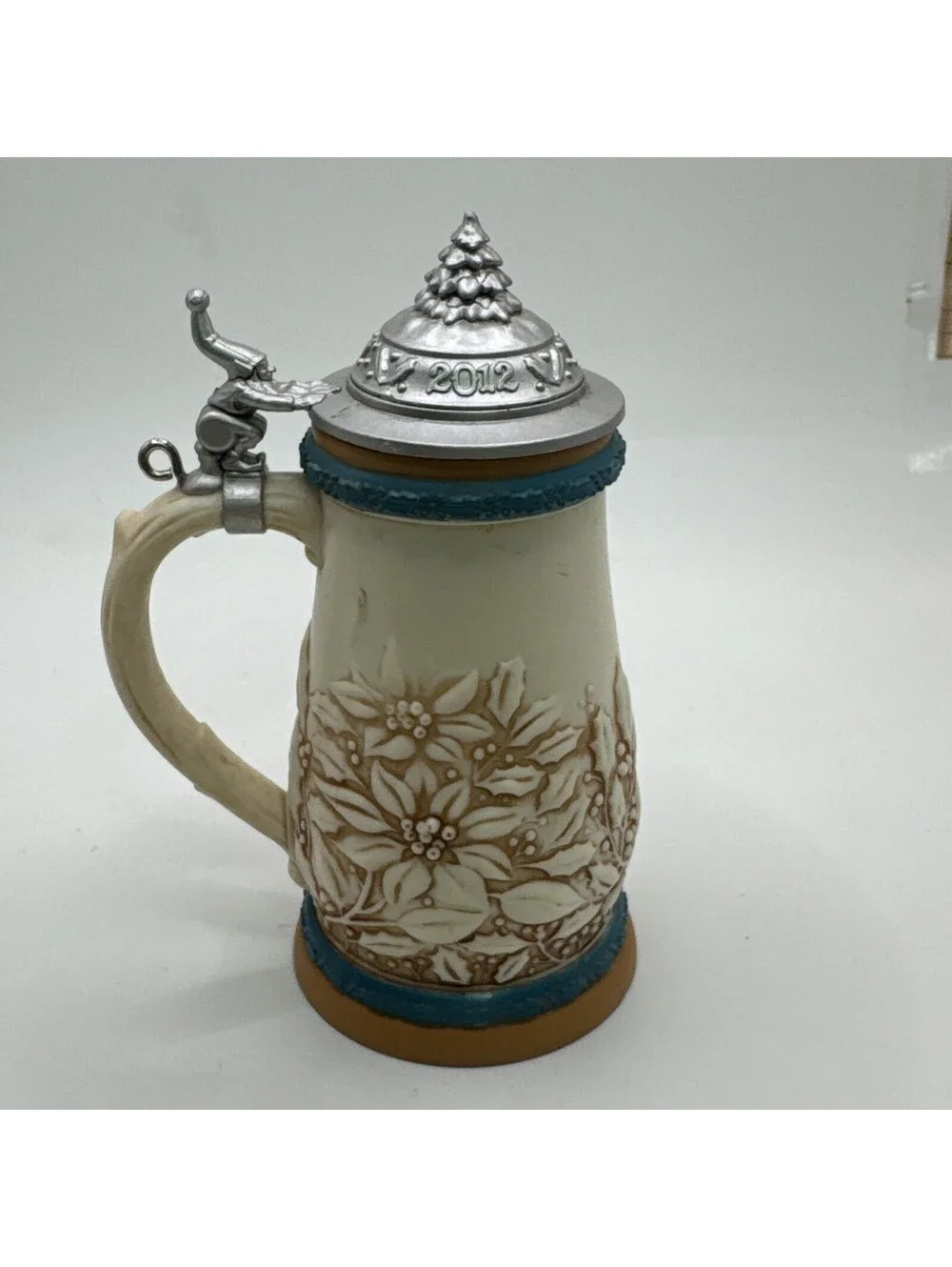 Hallmark Keepsake 2012 Ornament Beer Stein German Style Santa Sleigh With Box